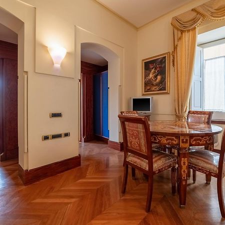 Appartamento Palazzo Ammone - Sedil Dominova Sorrento Esterno foto