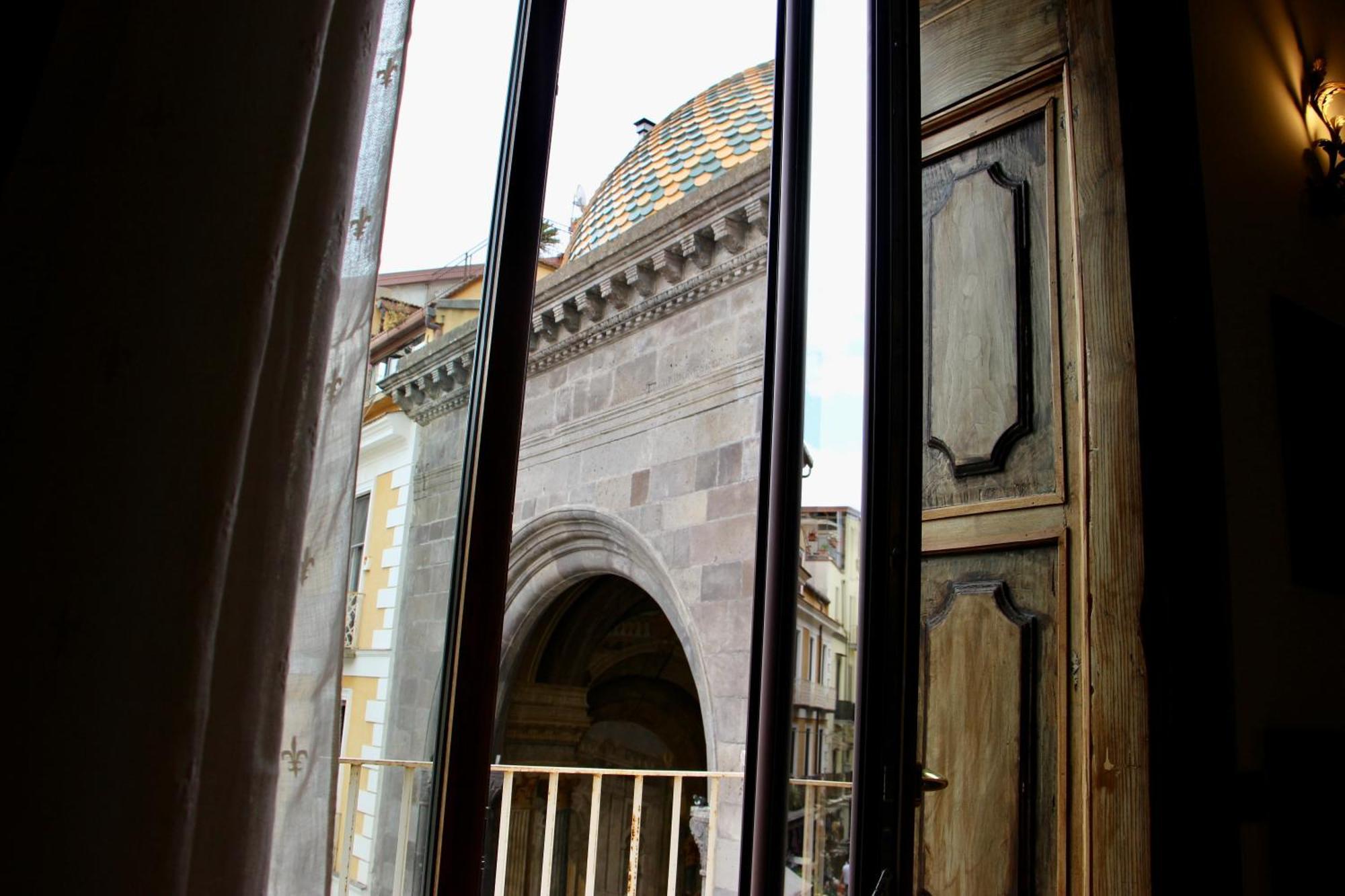 Appartamento Palazzo Ammone - Sedil Dominova Sorrento Esterno foto