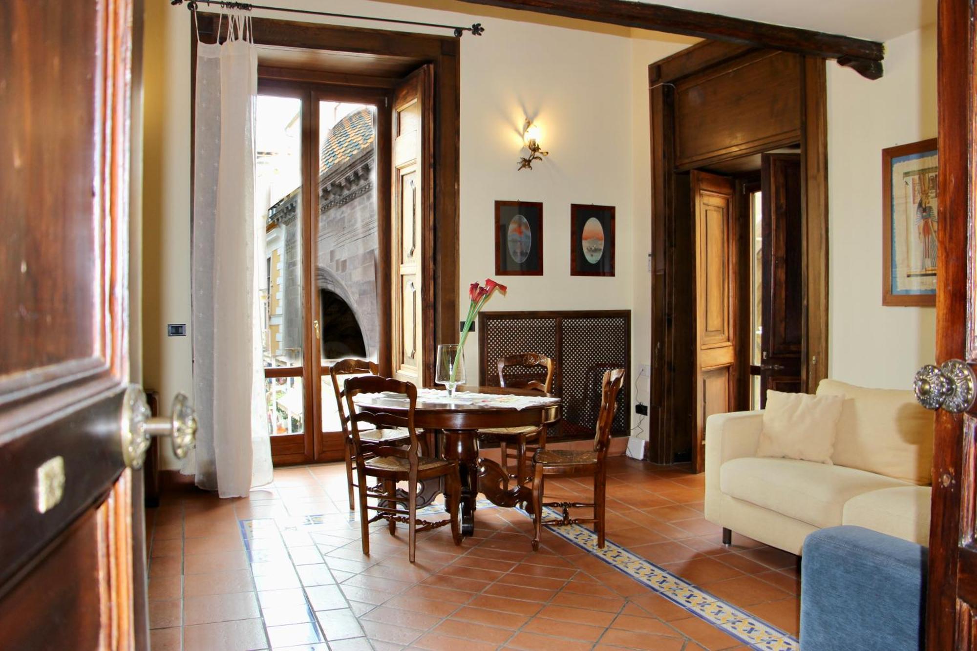 Appartamento Palazzo Ammone - Sedil Dominova Sorrento Esterno foto